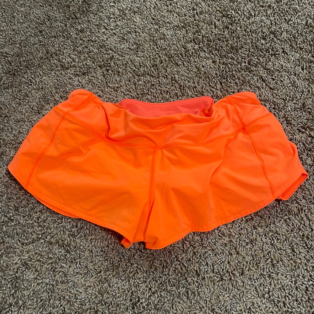 Lululemon Speed Up Low-Rise Lined Short 2.5” - Highlight Orange